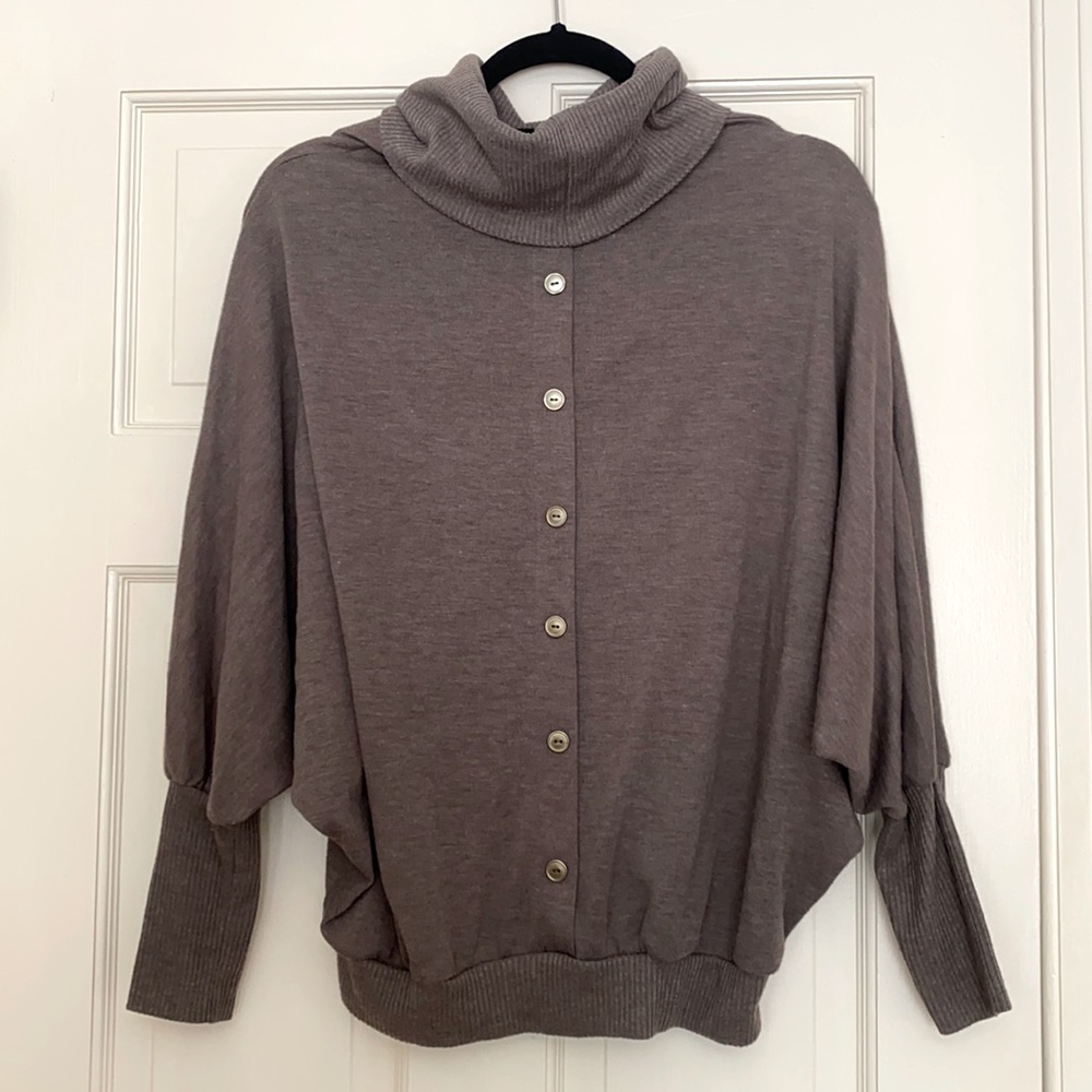 Solemio brown faux button turtleneck sweater S
